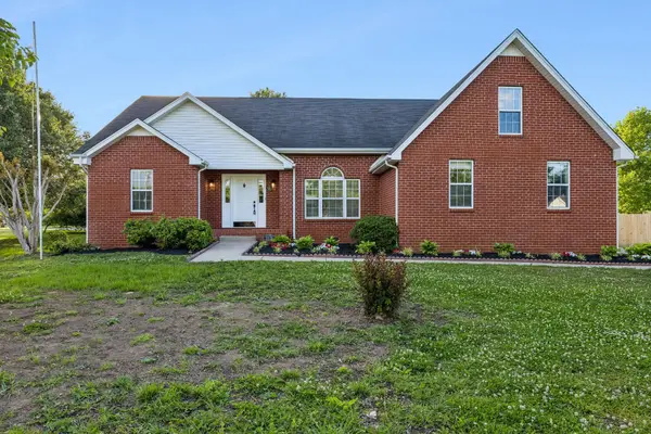 101 Chertsey Ct, Murfreesboro, TN 37127