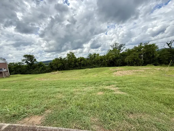 117 Stonecreek Dr, Pulaski, TN 38478