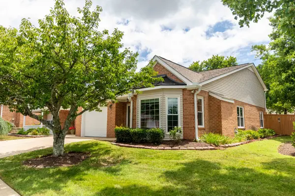 27 Holland Park Ln, Franklin, TN 37069