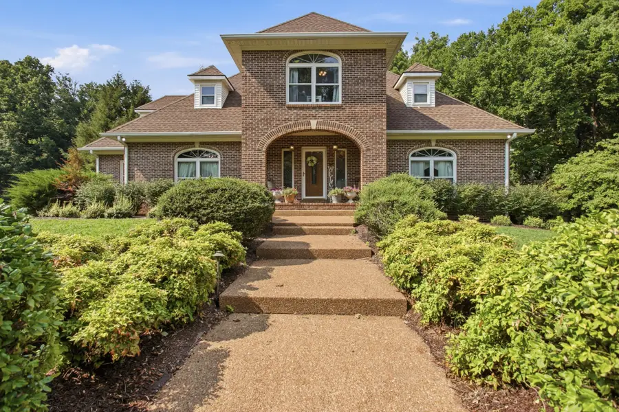 301 Kippsford Pond Rd, Columbia, TN 38401 - #3