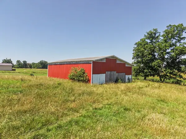 5223 Galen Rd, Lafayette, TN 37083