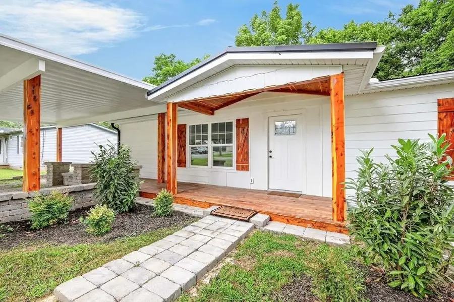 108 Decatur Street, Shelbyville, TN 37160 - #2