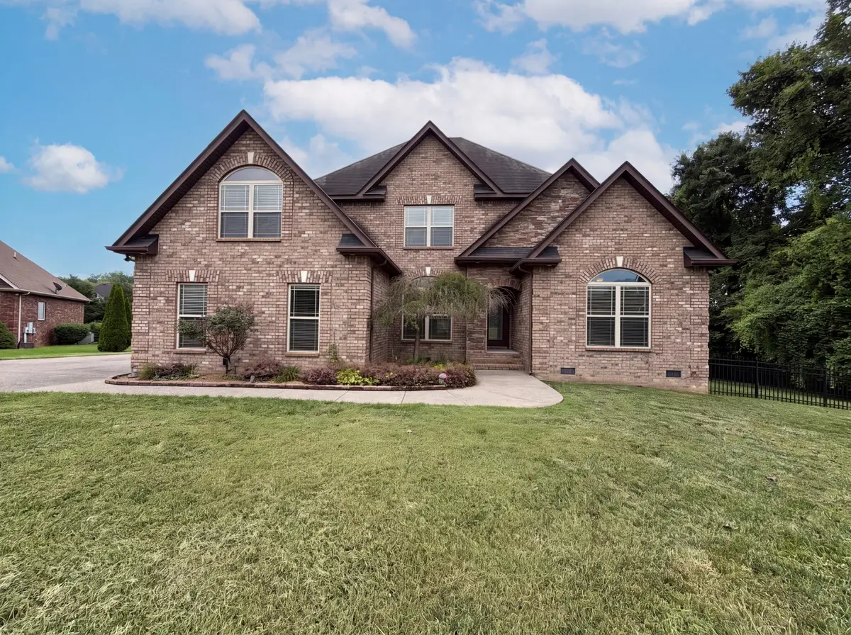 3512 Martins Woods Ln, La Vergne, TN 37086 - #1