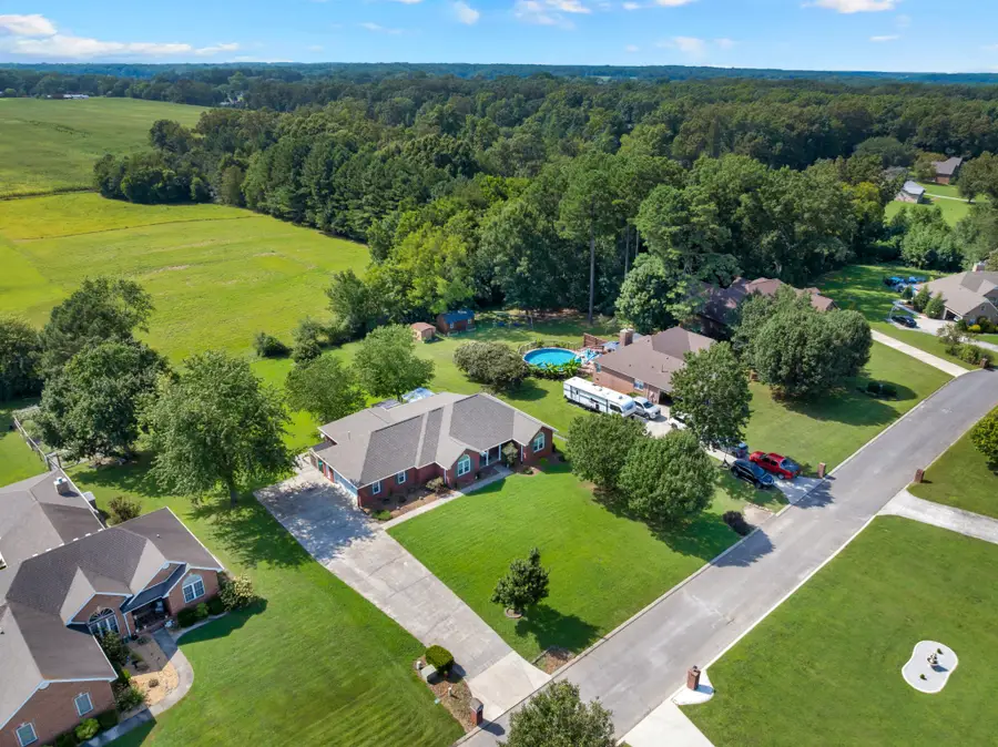 262 Crimson Dr, Winchester, TN 37398 - #3