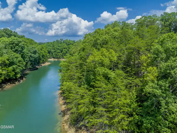 407 Jack Potts Drive, Dandridge, TN 37725
