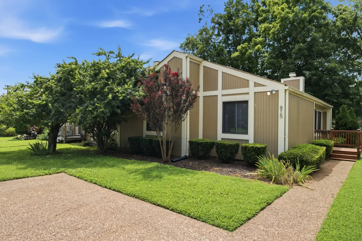 815 Williamsburg West Dr, Nashville, TN 37221 - #1