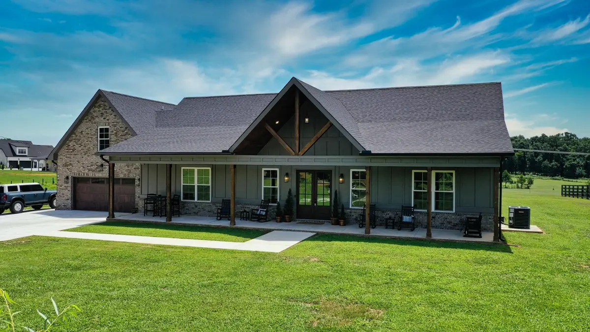 237 Burns Rd, Shelbyville, TN 37160 - #1