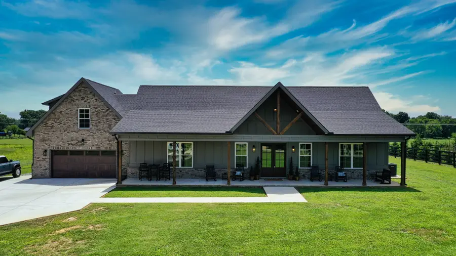 237 Burns Rd, Shelbyville, TN 37160 - #2