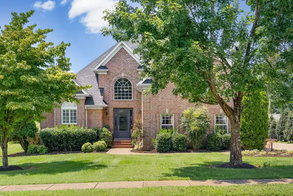 997 Grassland Chase Dr, Gallatin, TN 37066