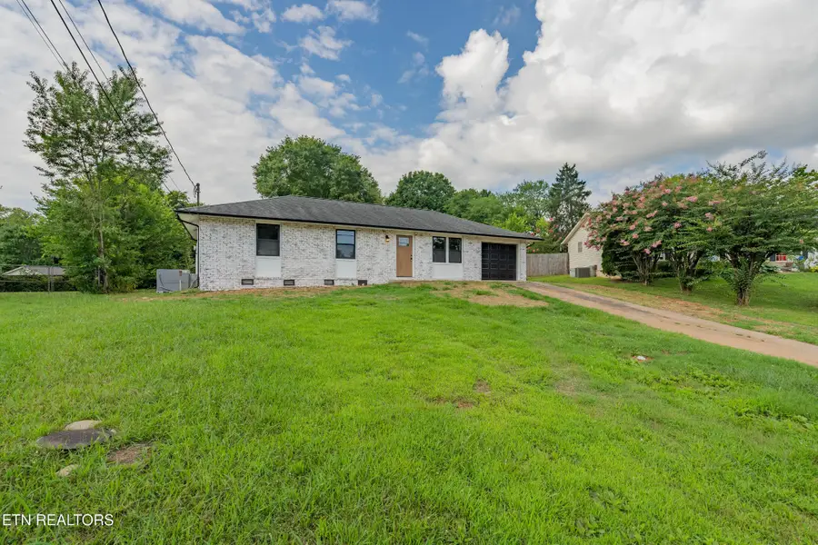 8524 Baron Drive, Knoxville, TN 37923 - #2