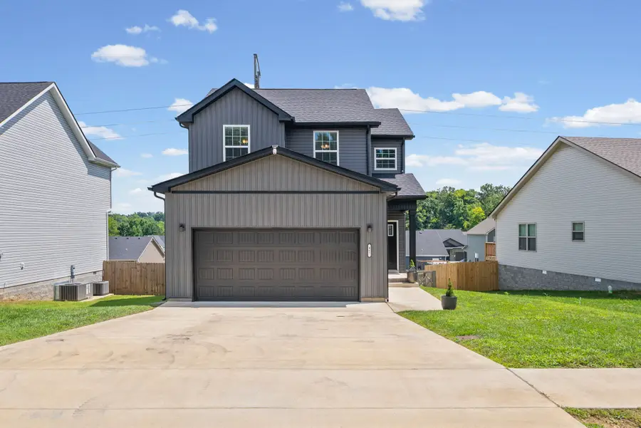 467 Mattingly Dr, Clarksville, TN 37042 - #2