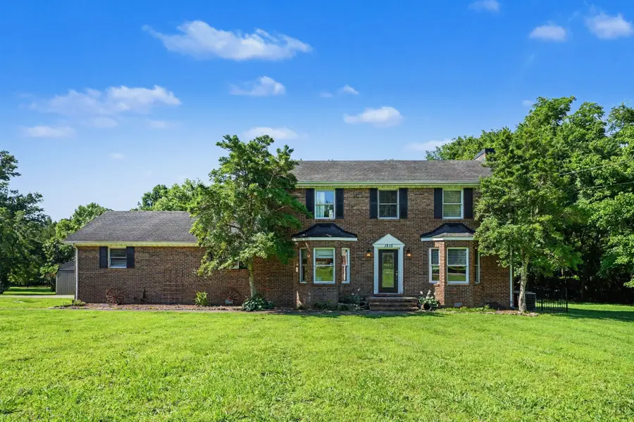 1515 Gina Lynn Dr, Lewisburg, TN 37091 - #2