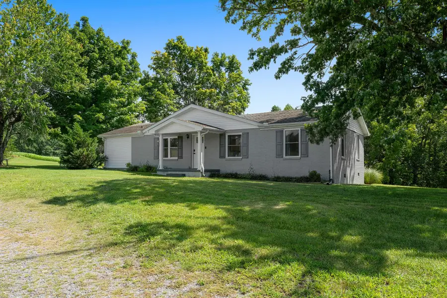 411 Purtle Rd, Lafayette, TN 37083 - #2
