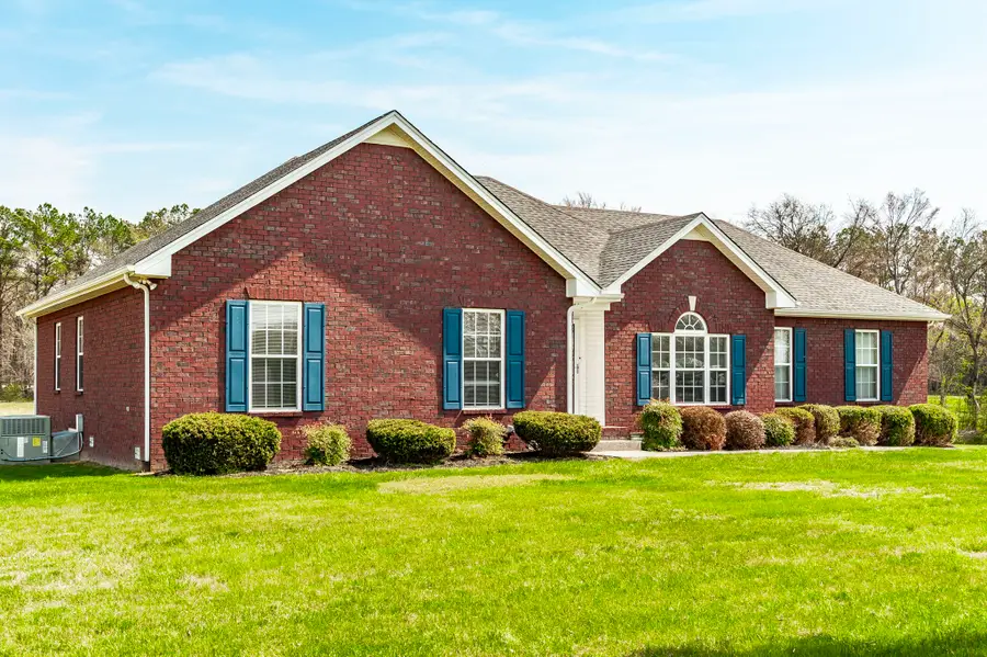 7535 Swift Rd, Greenbrier, TN 37073 - #2