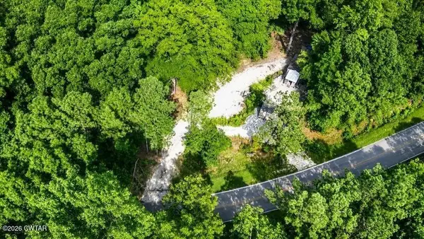 1034 Piney Creek Rd, Lexington, TN 38351