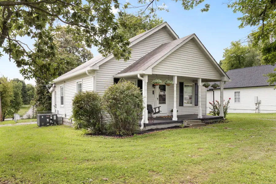 1357 Main St, Greenbrier, TN 37073 - #3