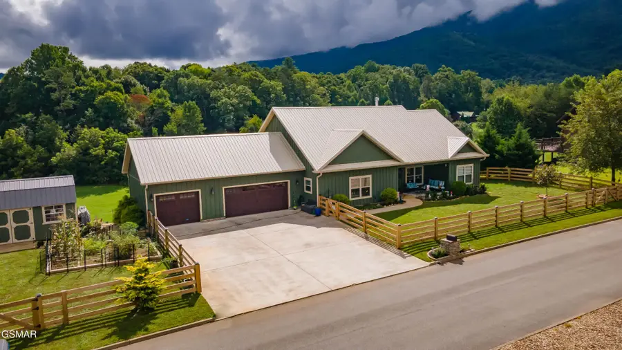 3446 Cove Meadows Drive, Sevierville, TN 37862 - #2