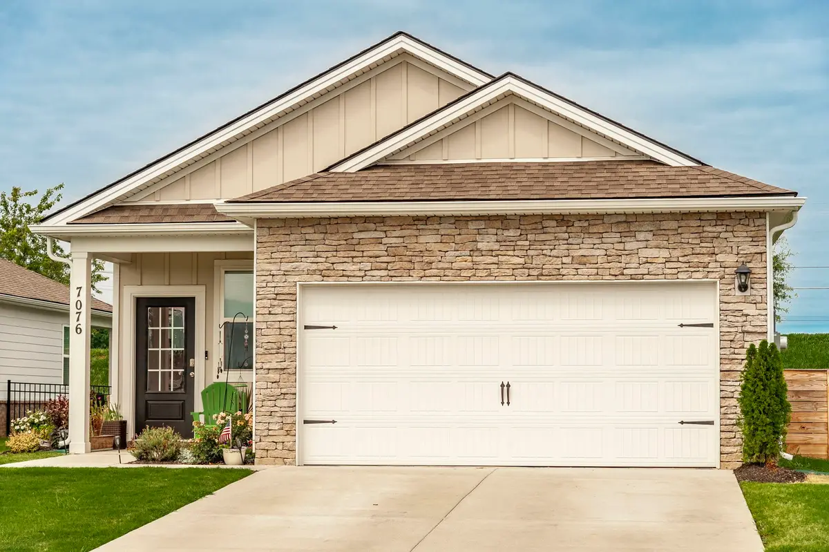 7076 Lang Ave, White House, TN 37188 - #1