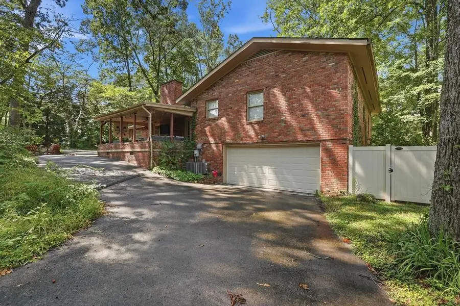 747 Timber Ln, Cookeville, TN 38501 - #3