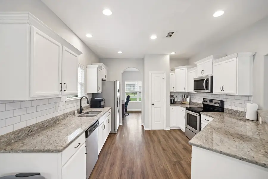 1028 Solomon Ln, Spring Hill, TN 37174 - #2