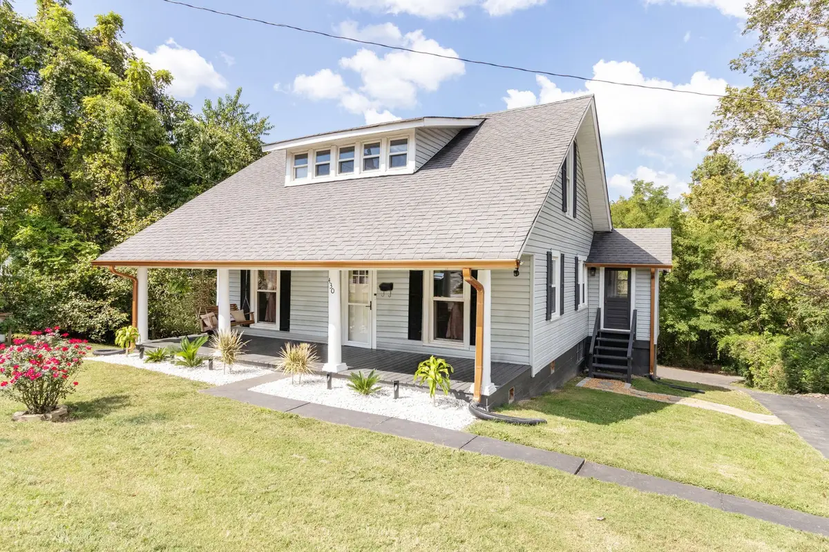 430 Center Ave, Dickson, TN 37055 - #1