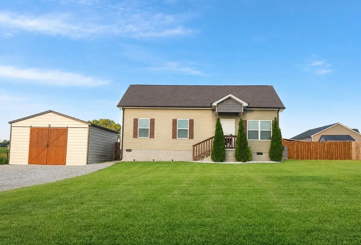 1204 Redden Ln, Burns, TN 37029 - #1