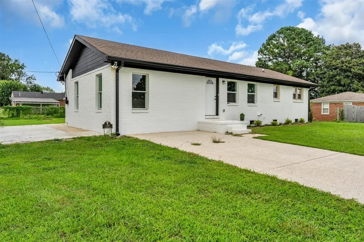 330 Lagoon Dr, McMinnville, TN 37110 - #1