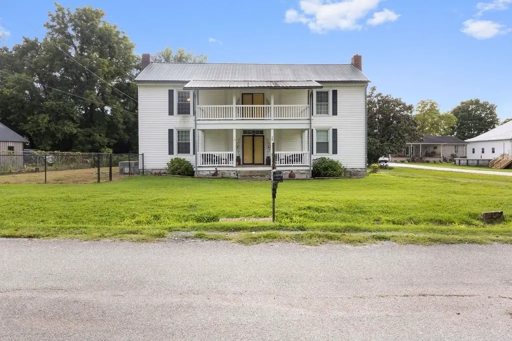 79 Dixon Springs Cir, Dixon Springs, TN 37057 - #1