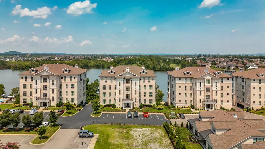 1024 Club View Dr #E203, Gallatin, TN 37066 - #2