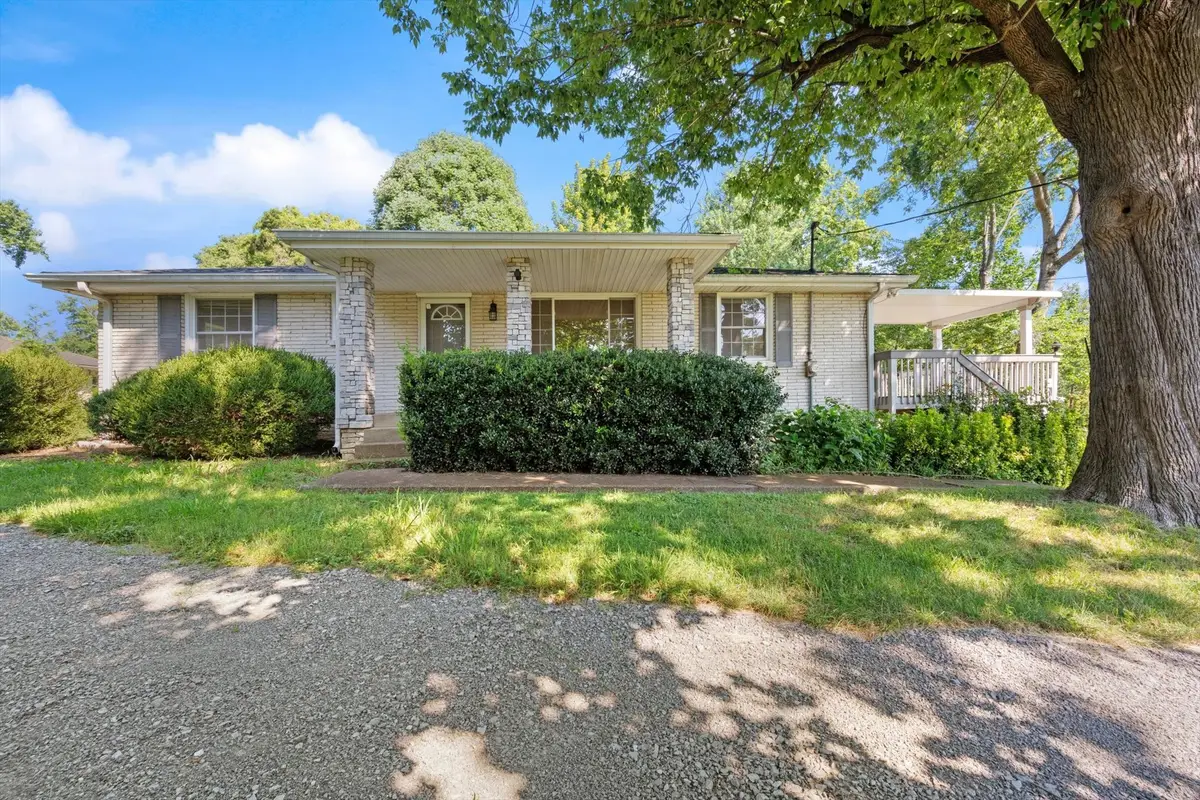 4921 Timberdale Dr, Nashville, TN 37211 - #1