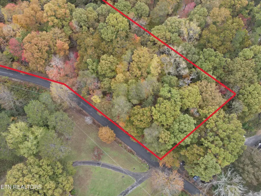 122 Pleasant View Loop Rd, Clinton, TN 37716 - #2