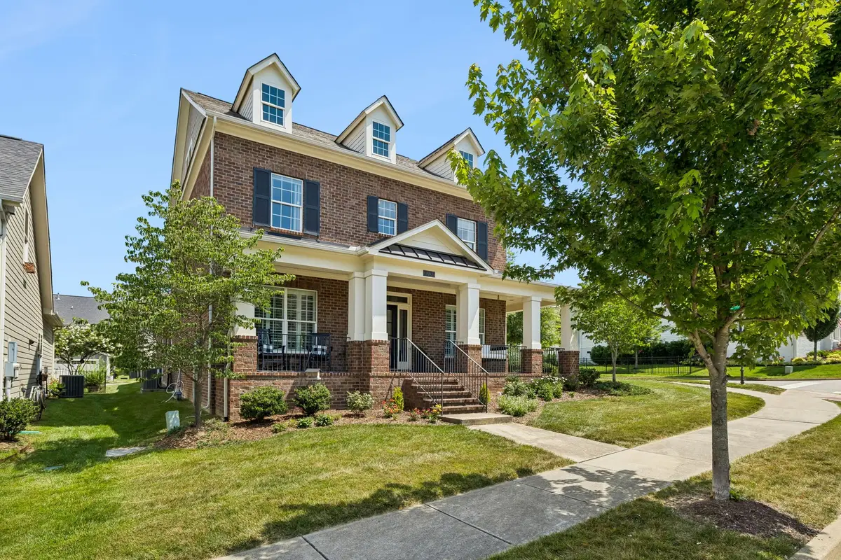 3061 Farmhouse Dr, Franklin, TN 37067 - #1