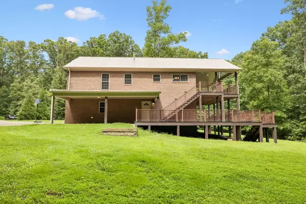 627 Oak Shadow Dr, New Johnsonville, TN 37134