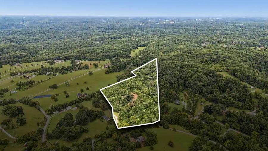 1590 Brinkley Branch Rd, Hendersonville, TN 37075 - #2