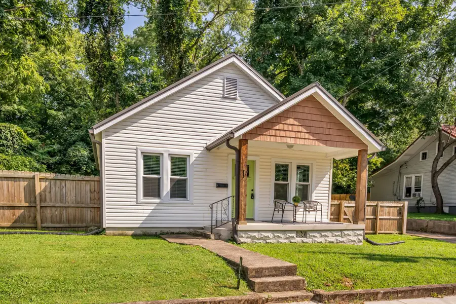119 Poplar St, Dickson, TN 37055 - #3