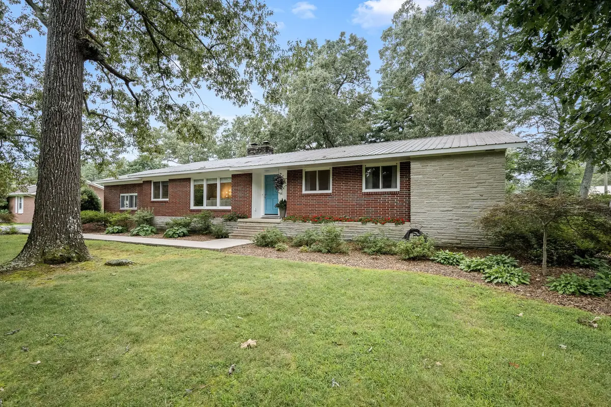 105 Westwood Drive, Tullahoma, TN 37388 - #1
