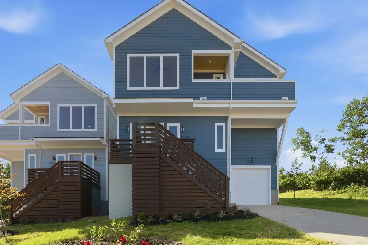2109D W Summitt Ave, Nashville, TN 37218 - #1