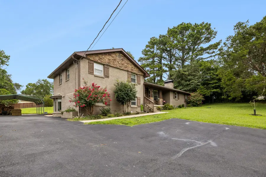 708 Glen Oaks Dr, Mount Juliet, TN 37122 - #3