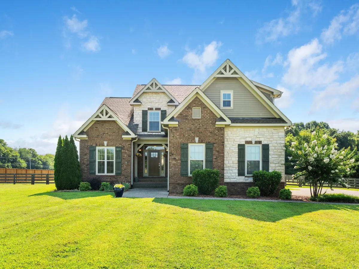 4005 Pleasant Gate Ln, Columbia, TN 38401 - #1