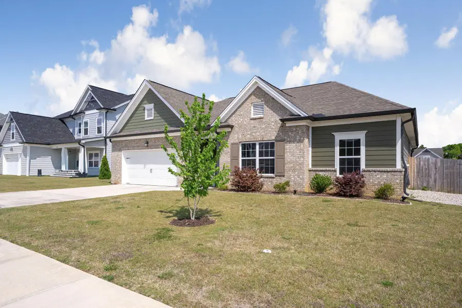 31 Winchester Drive, Rossville, GA 30741 - #2