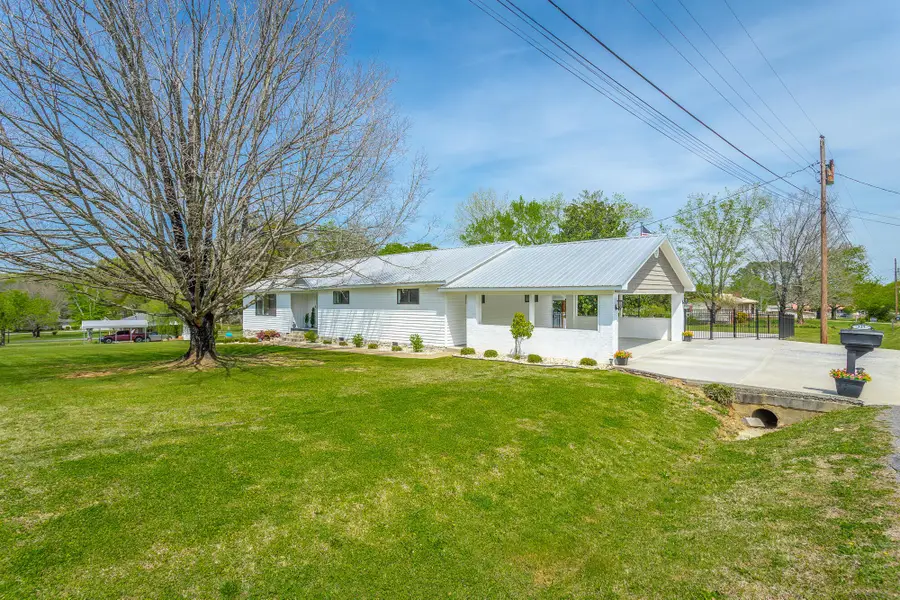 327 Irwin Avenue, Decatur, TN 37322 - #2