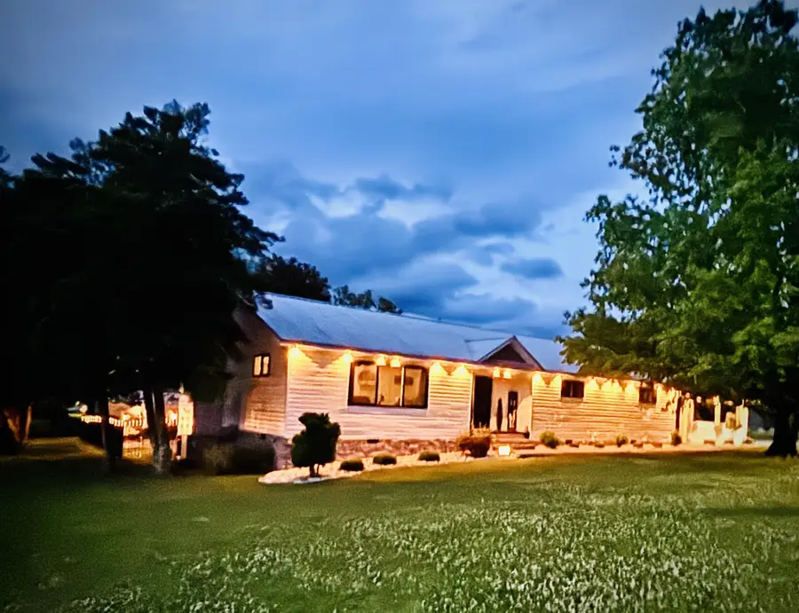327 Irwin Avenue, Decatur, TN 37322 - #3