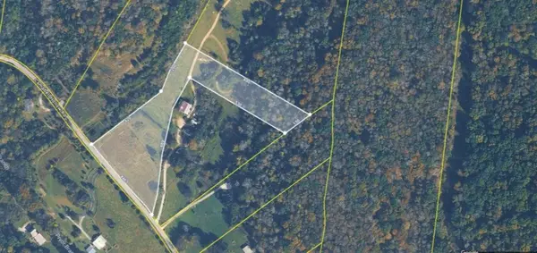 425 Campbell Hollow Rd, Bethpage, TN 37022