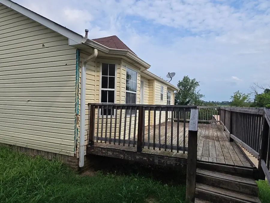 2025 Windroe Dr, Clarksville, TN 37042 - #3