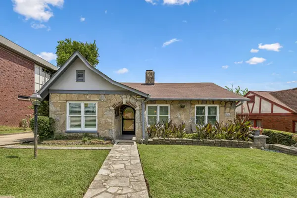 2112 Eastwood Ave, Nashville, TN 37212