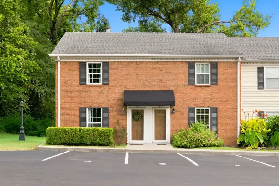 200 N Royal Oaks Blvd #C1, Franklin, TN 37067 - #2