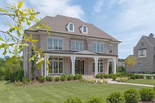1706 Southwick Dr, Brentwood, TN 37027