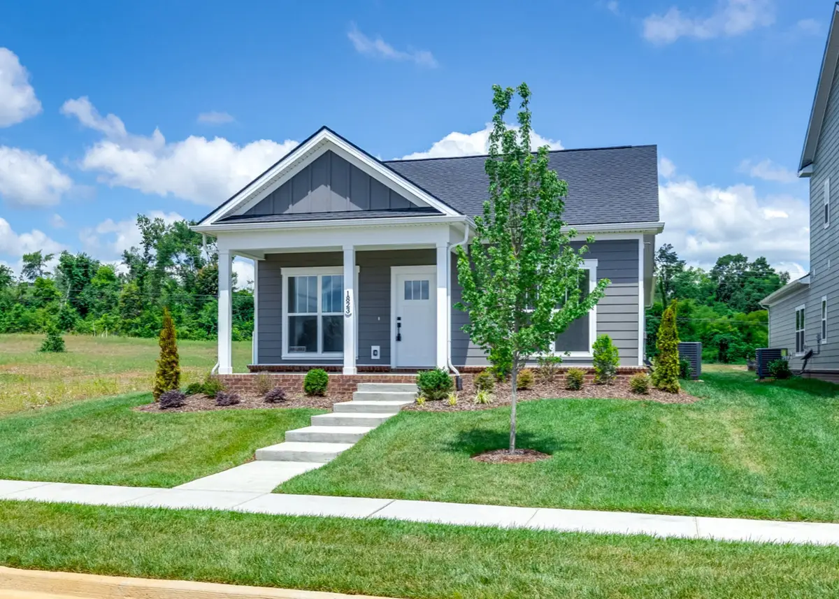 1823 Flatwaters St, Spring Hill, TN 37174 - #1
