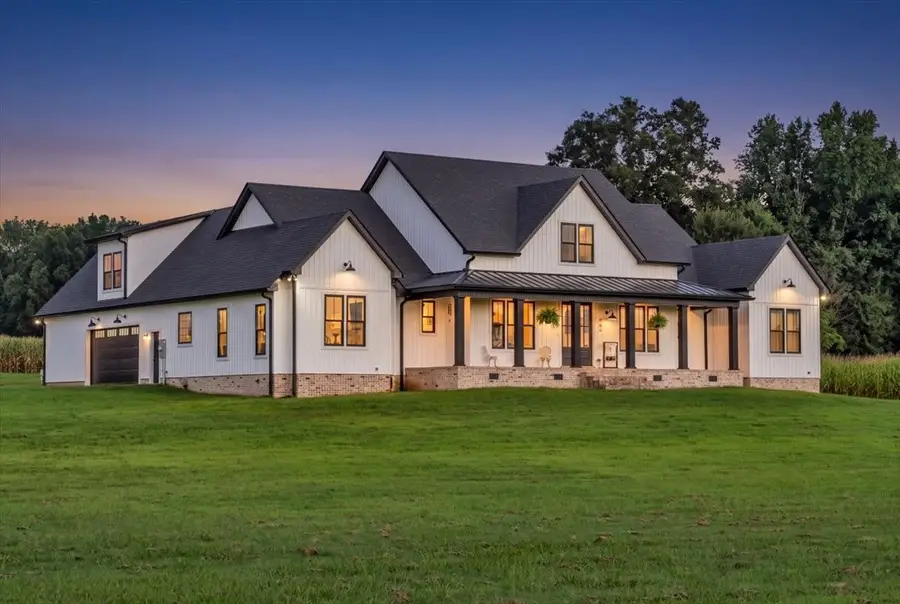 781 Brassfield Rd, Hillsboro, TN 37342 - #2