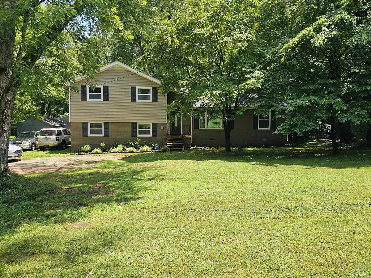 1215 Parkview Ter, Murfreesboro, TN 37130 - #1